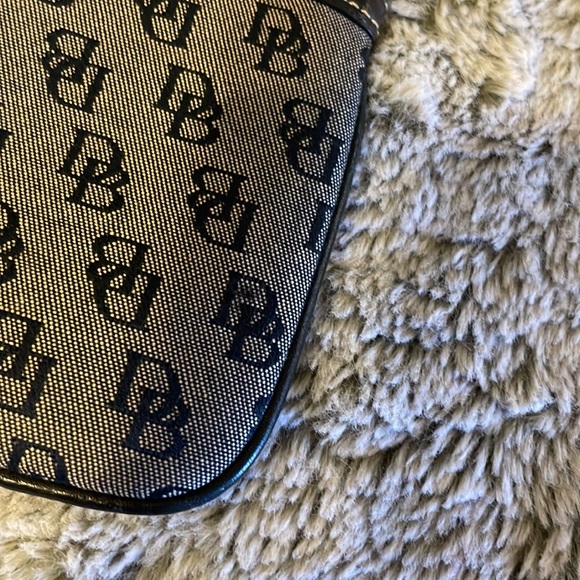 Dooney and Bourke Coin Pouch/Slim Pouch - Picture 8 of 8
